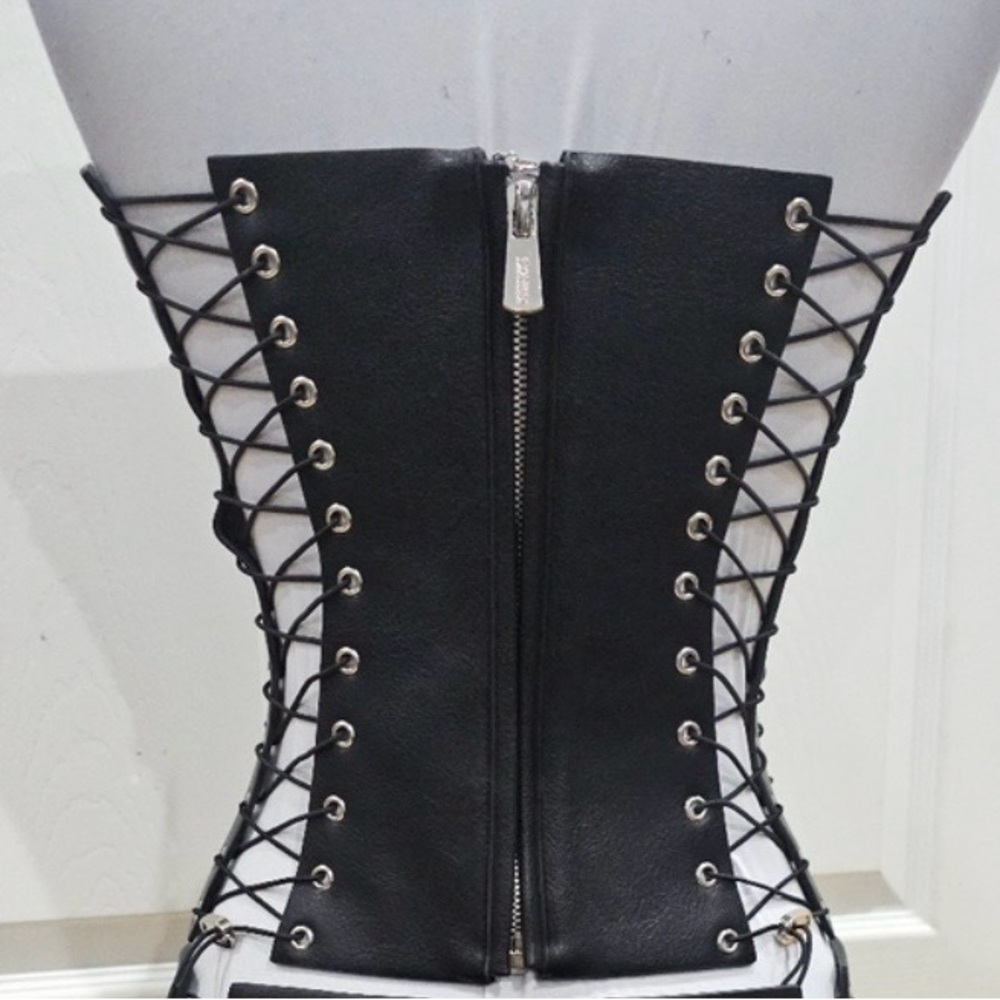 Namilia Dolls Kill Lace Up Spiked Inferno Black Corset Top NWT XS - Picture 11 of 12